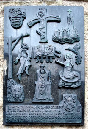 영국의 성 요한 페인_photo by aeropagitica_on the Memorial of St John Payne at the Portreeve of St Ives_Cornwall.jpg